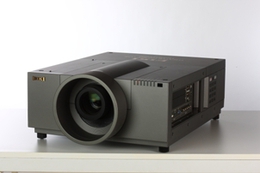 Купить Проекторы для цифровых кинозалов и инсталляций EIKI LC-HDT1000 (без объектива): цены, характеристики, фото в каталоге VEGA AV