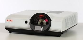 EIKI LC-XIP2610: новый ультракороткофокусный интерактивный видеопроектор!