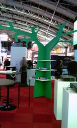 EIKI и MW на ISE 2010: 3D технологии в массы
