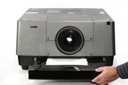 EIKI LC-HDT2000: проектор с разрешением 2048x1080 и яркостью 15000 ANSI Lm